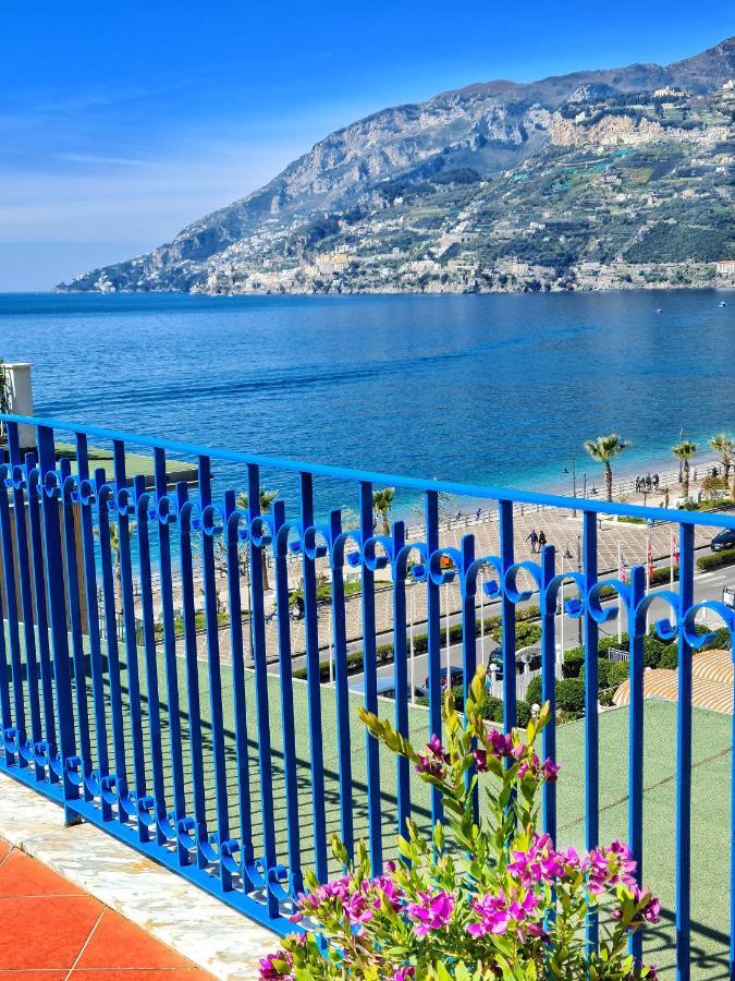 A Terrace On The Sea Apartment Maiori Exterior photo