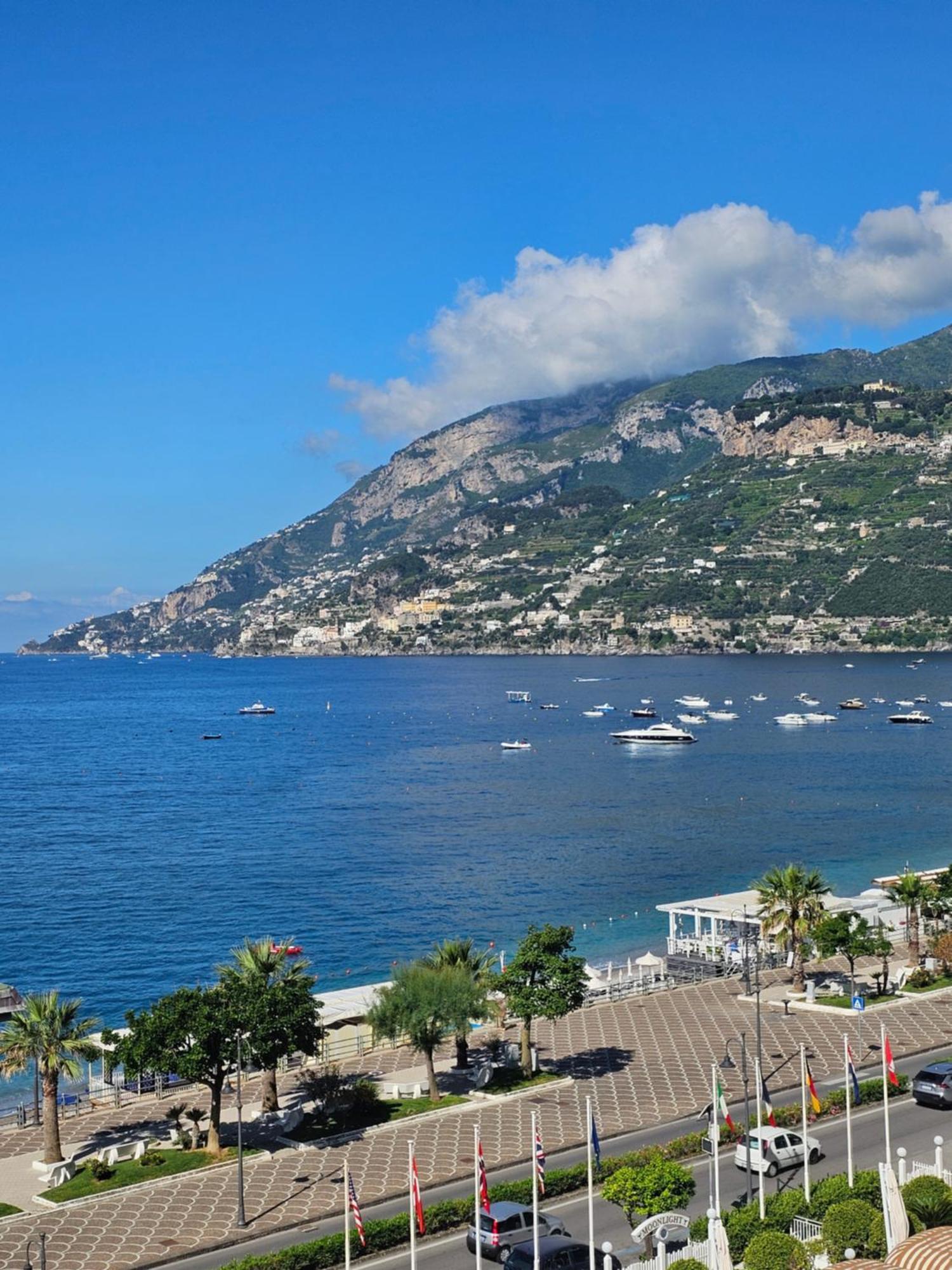 A Terrace On The Sea Apartment Maiori Exterior photo